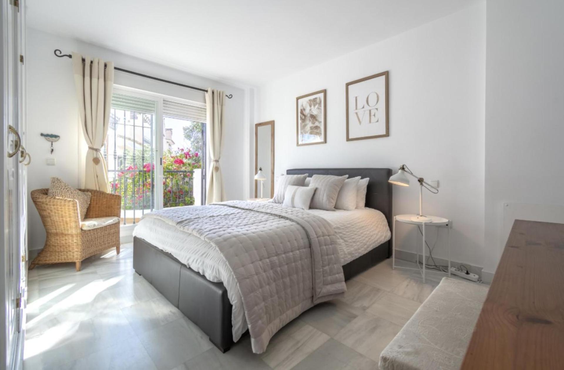 Luxury 3 Bed Townhouse In Puerto Banus Marbella Vila Exterior foto